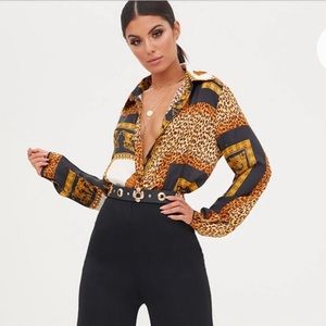 Print shirt from Prettylittlething.